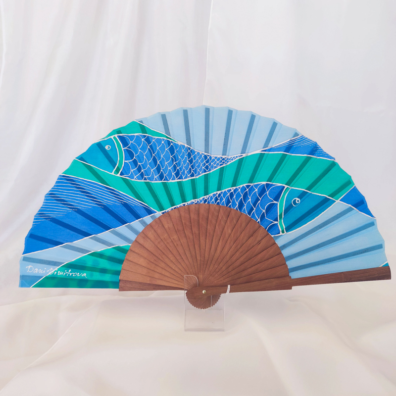 Abanico turquesa. Seda pintado a mano